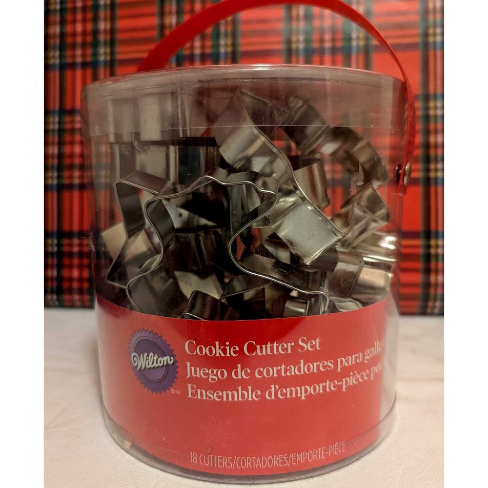 Tub of 18 WIlton Christmas Cookie Cutters